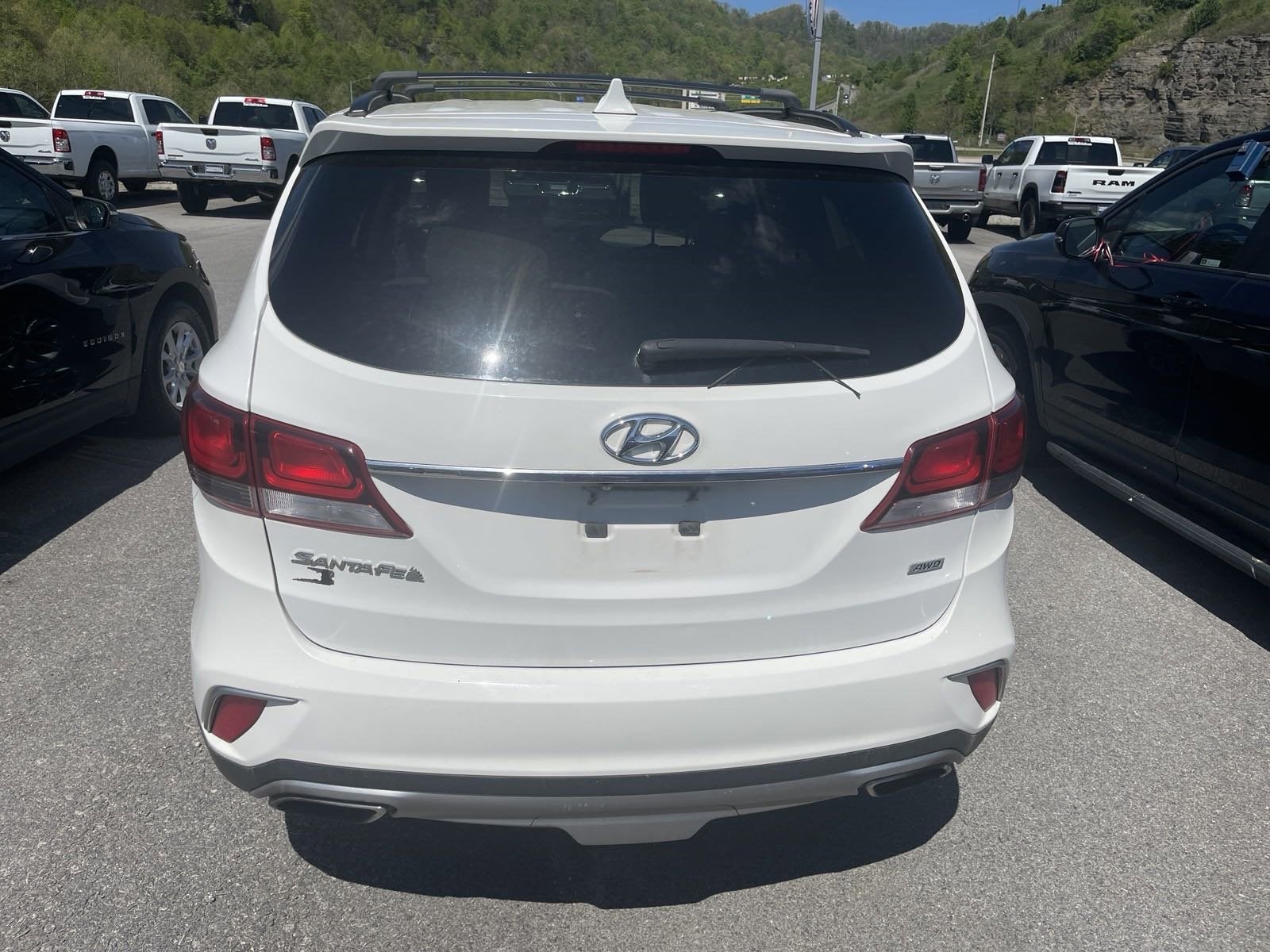 2018 Hyundai Santa Fe SE